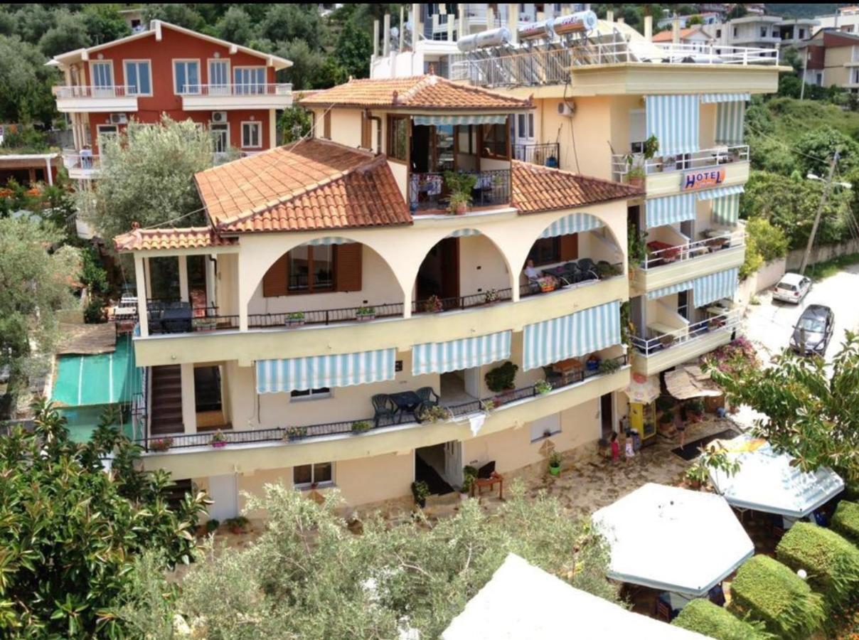 Hotel Ridal فلورا المظهر الخارجي الصورة