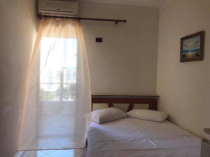 Hotel Ridal فلورا المظهر الخارجي الصورة